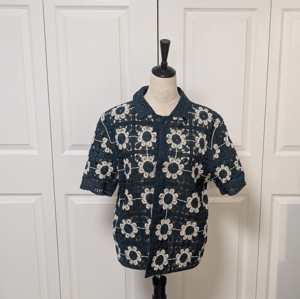 RSQ Floral Crochet Button Up Shirt NWOT